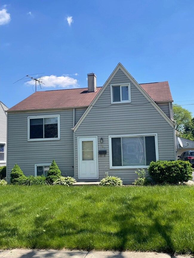 961 S Spring Rd, Elmhurst, IL 60126 - photo 6