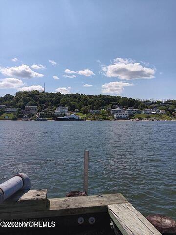 28 Waterview Way unit Upstairs, Sea Bright, NJ 07760 - photo 6