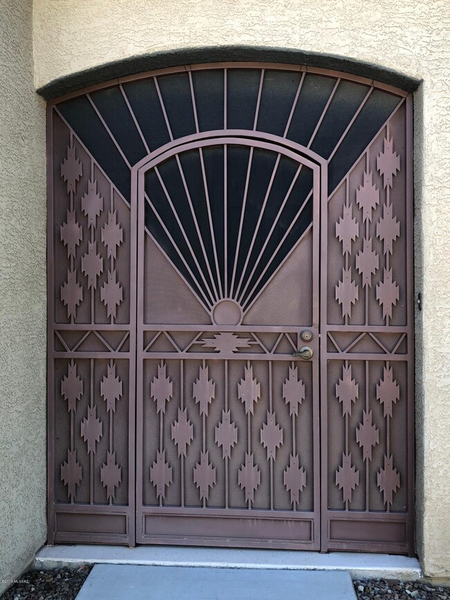 6136 N Placita San Agustin, Tucson, AZ 85741 - photo 3