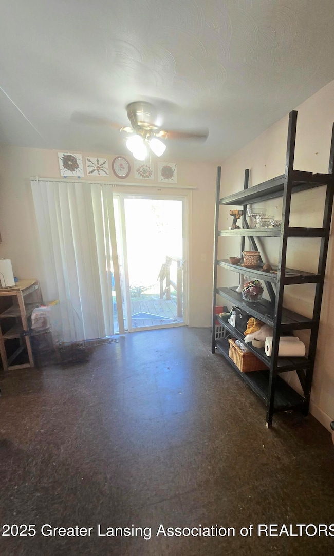 1014 W Northrup St, Lansing, MI 48911 - photo 7