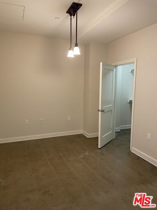 315 W 5th St unit 905, Los Angeles, CA 90013 - photo 6