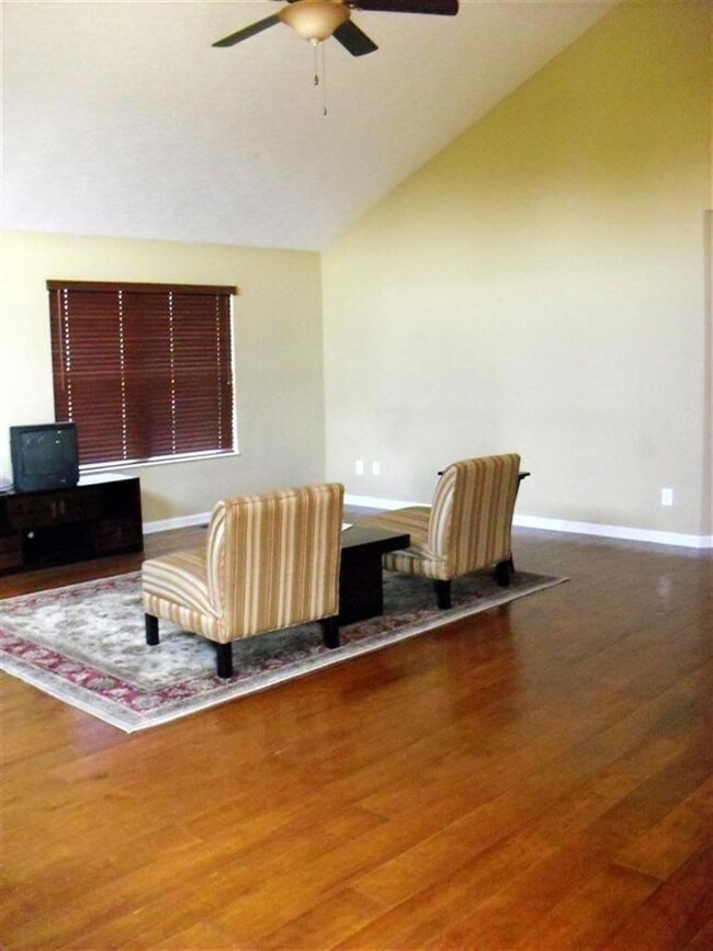 5884 Kensington Trail, Liberty Township, OH 45044 - photo 3