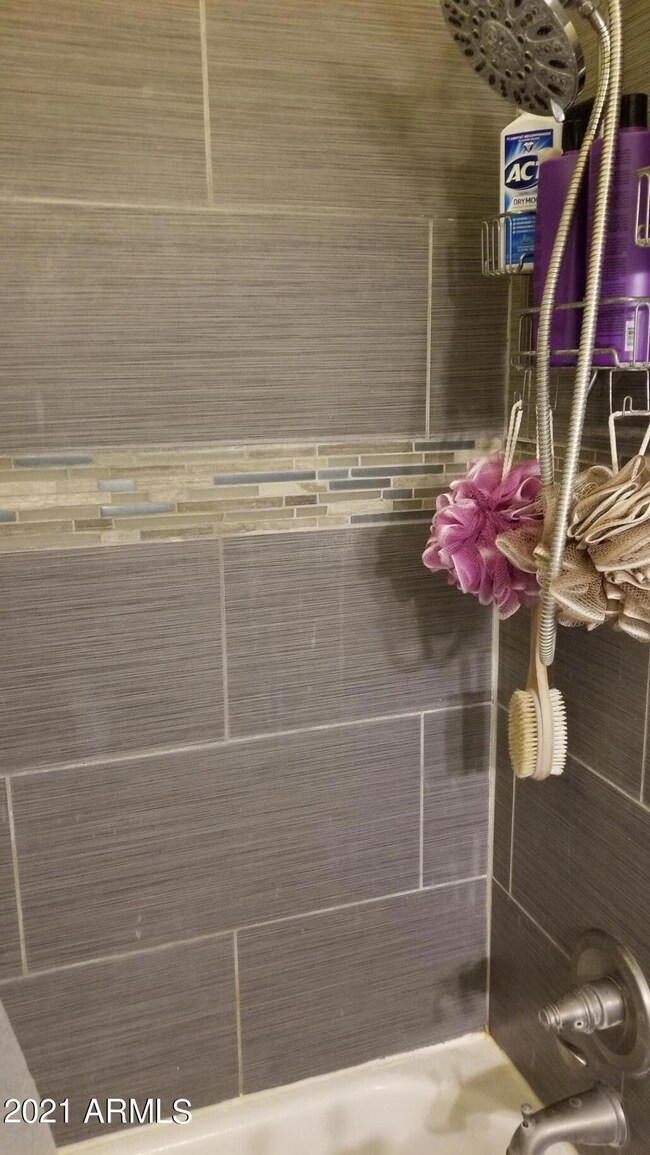 Upstiars Shower