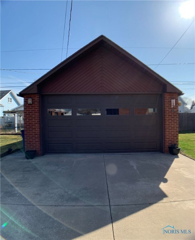 4866 293rd St, Toledo, OH 43611 - photo 5