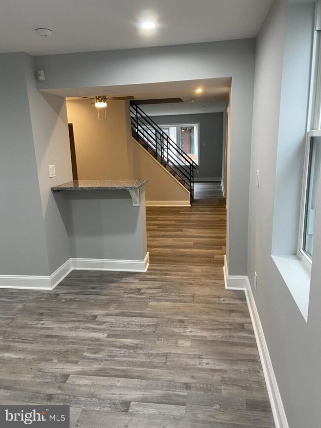 2755 Ash St, Philadelphia, PA 19137 - photo 5