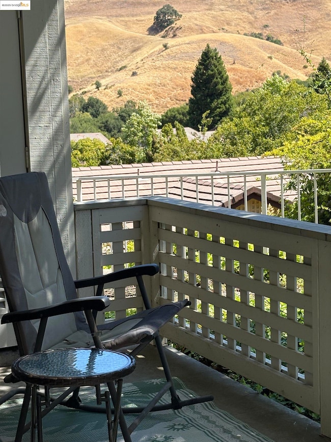 256 Napoli Ct unit 256, Hercules, CA 94547 - photo 4