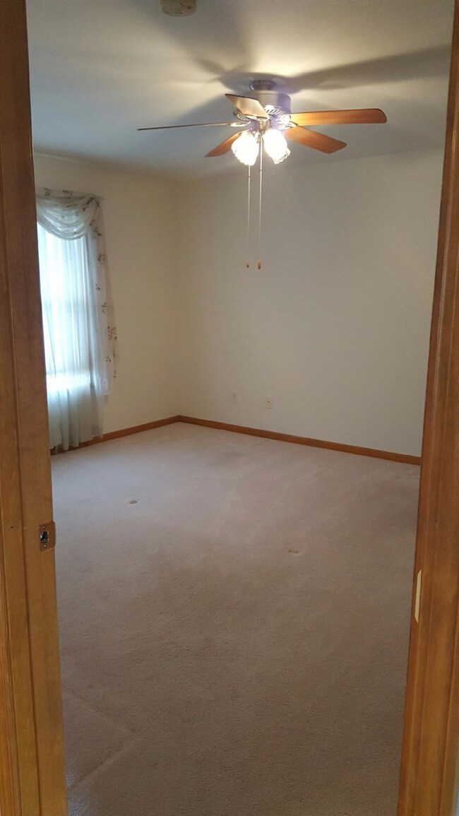 10397 Player St, Crown Point, IN 46307 - photo 5