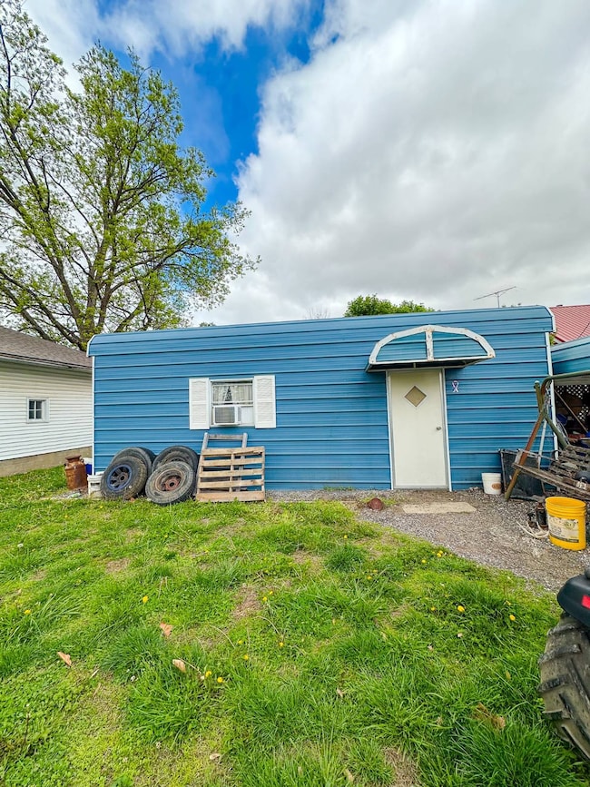 106 First St, Pleasant Hill, IL 62366 - photo 5