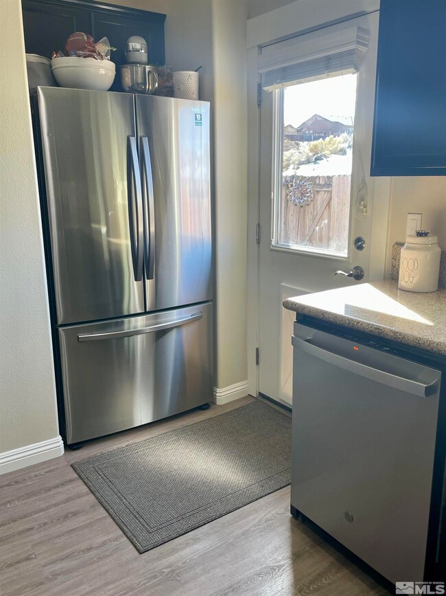 5296 Schreiner Dr, Winnemucca, NV 89445 - photo 6