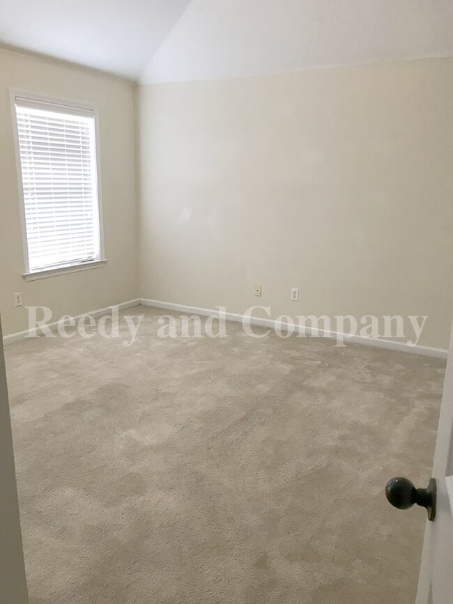 1331 Appling Rd, Cordova, TN 38016 - photo 3