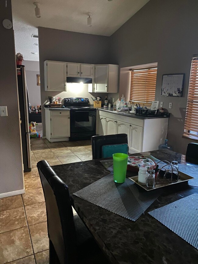 2505 N 90th Dr 29