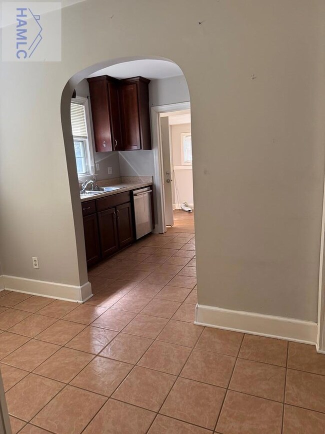 147 S Elm St, Jesup, GA 31546 - photo 4