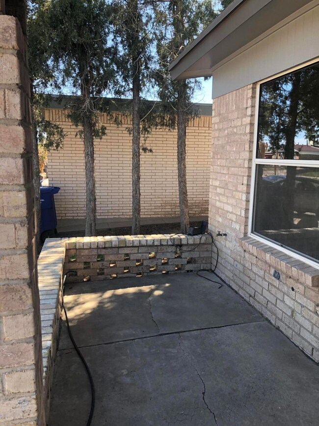 HkWfW2yLToathmy6h9V3HQ