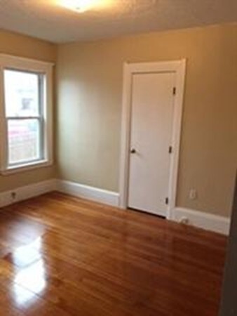 22 Lawton Ave unit 1, Lynn, MA 01902 - photo 5