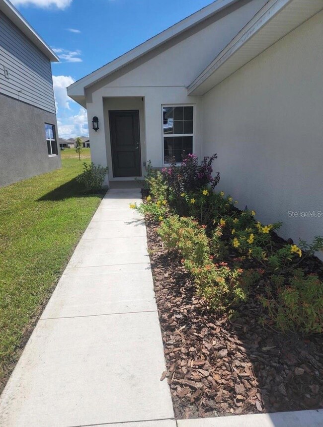 1468 Leamington Ln, Winter Haven, FL 33884 - photo 2