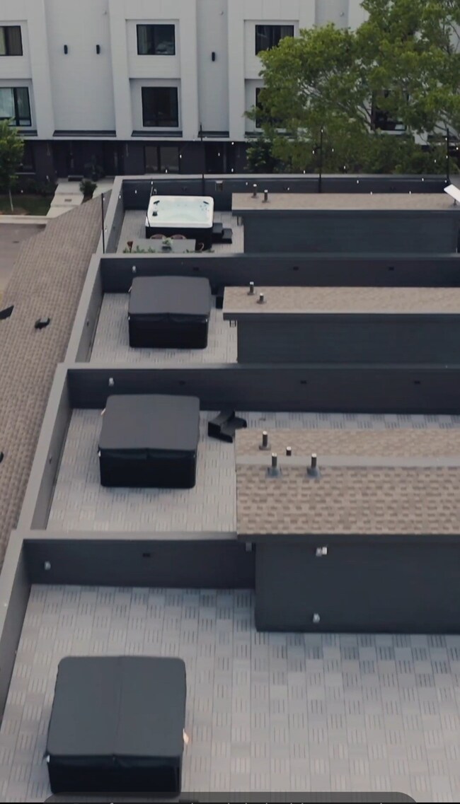 1112 Baptist World Center Dr unit 1, Nashville, TN 37207 - photo 5