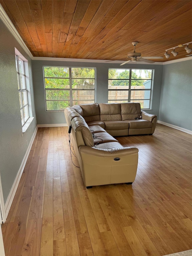 439 NE 33rd St, Boca Raton, FL 33431 - photo 7