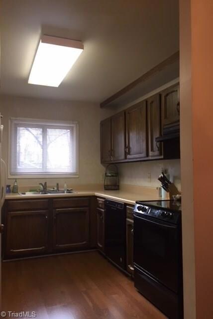 2405 Shelia Dr, Greensboro, NC 27406 - photo 3