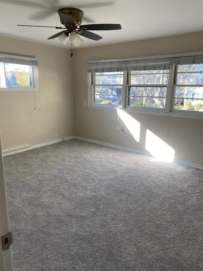 409 S Naperville Rd, Wheaton, IL 60187 - photo 5