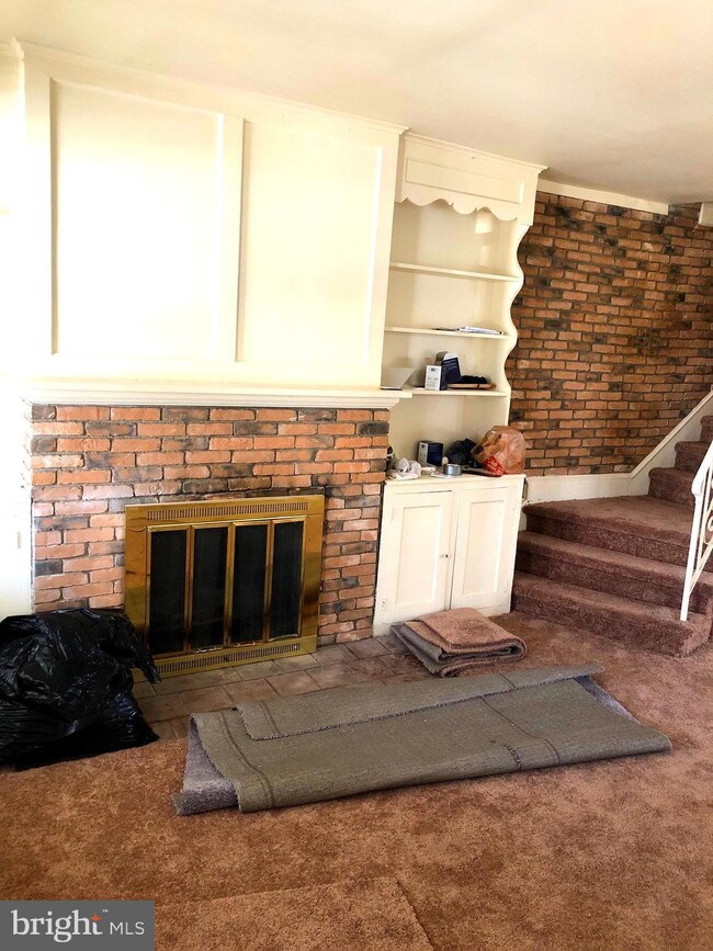 38 Oak Ln, Ewing, NJ 08618 - photo 2