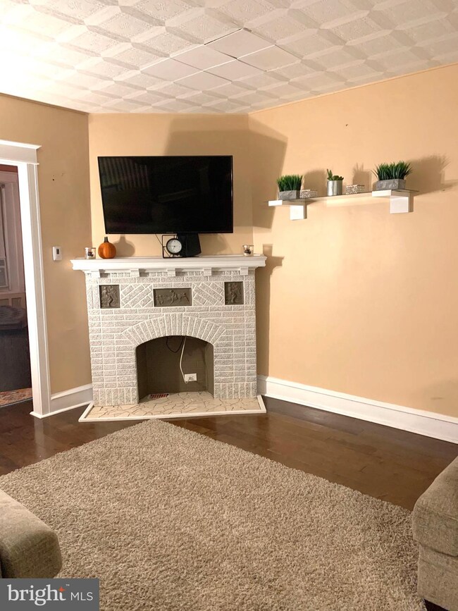 3543 Oakmont St, Philadelphia, PA 19136 - photo 5