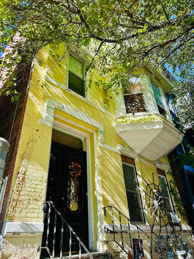 381 3rd St, Troy, NY 12180 - photo 2