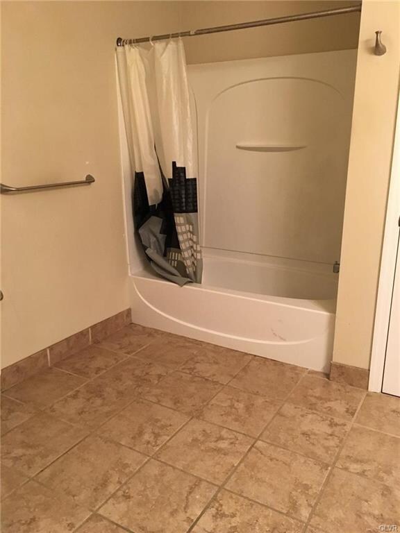 2 W Broad St unit 14, Bethlehem, PA 18018 - photo 4