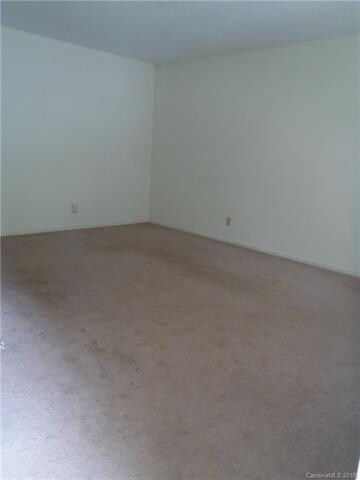 217 Kelly St, Statesville, NC 28677 - photo 3