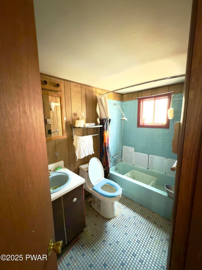 119 Yvonne Ln, Dingmans Ferry, PA 18328 - photo 6