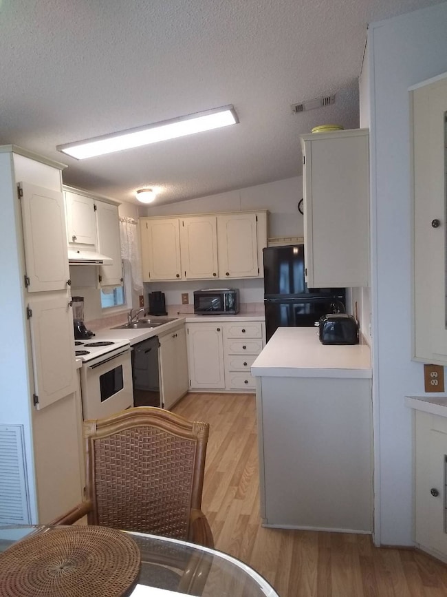 101 2nd Ave, Nokomis, FL 34275 - photo 4