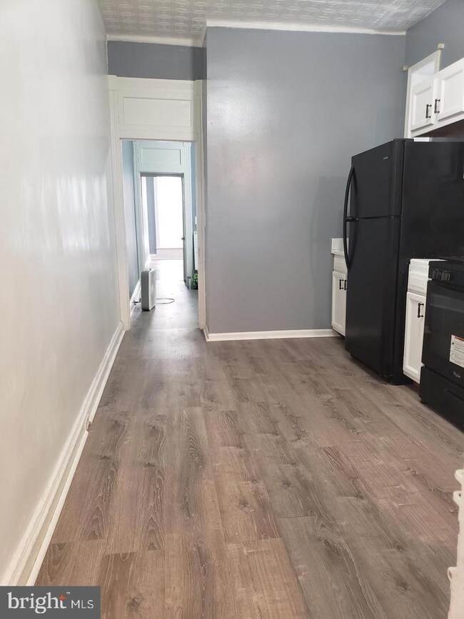 810 Appleton St, Baltimore, MD 21217 - photo 7