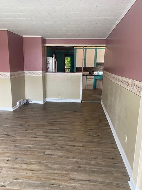 Living room to kitchen