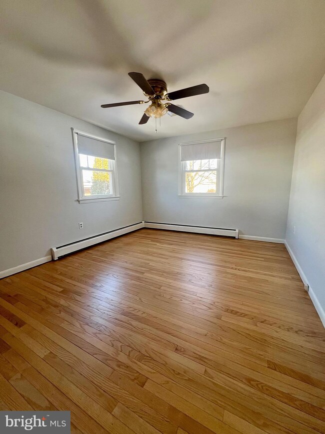 3433 Magnolia Ave, Reading, PA 19605 - photo 7