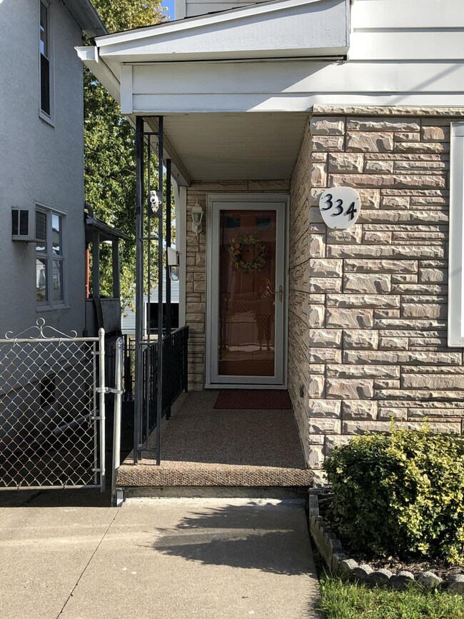 334 N Garfield Ave, Scranton, PA 18504 - photo 4