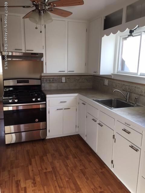 939 Rose St, Craig, CO 81625 - photo 3