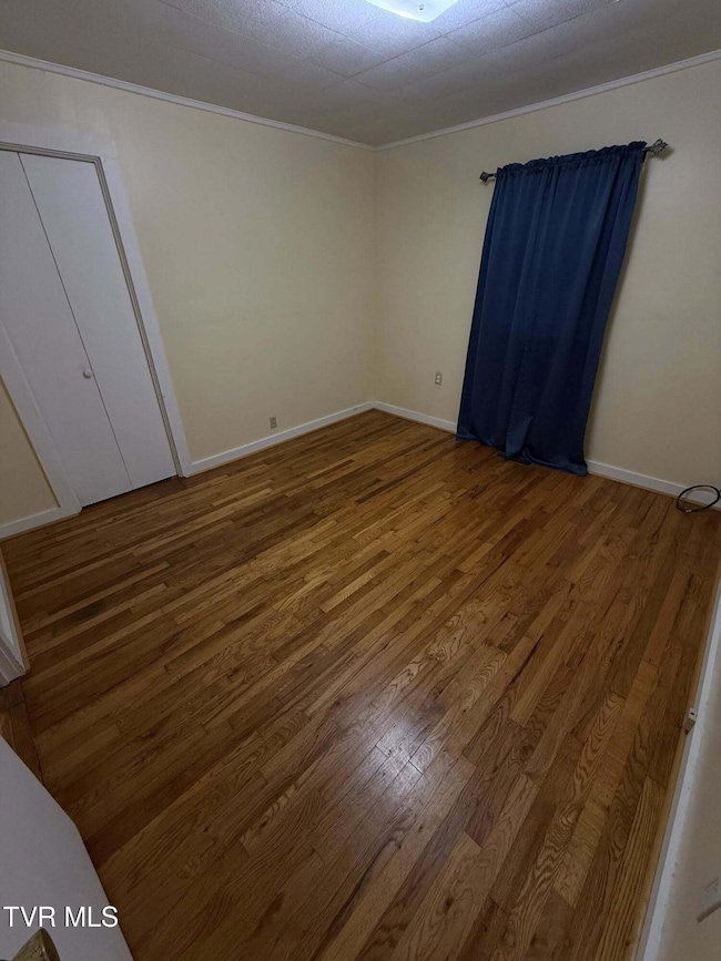 1324 Hillside Dr, Elizabethton, TN 37643 - photo 6