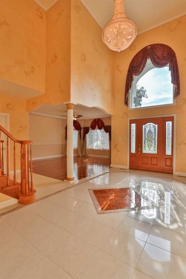 9825 Rosewood Dr, Saint John, IN 46373 - photo 6