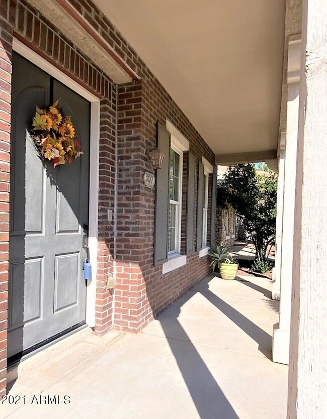 Gideon Front Porch