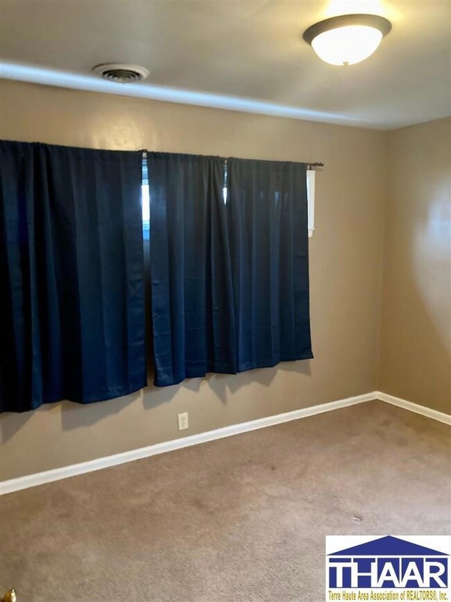 2720 Mariposa Dr, Terre Haute, IN 47803 - photo 7