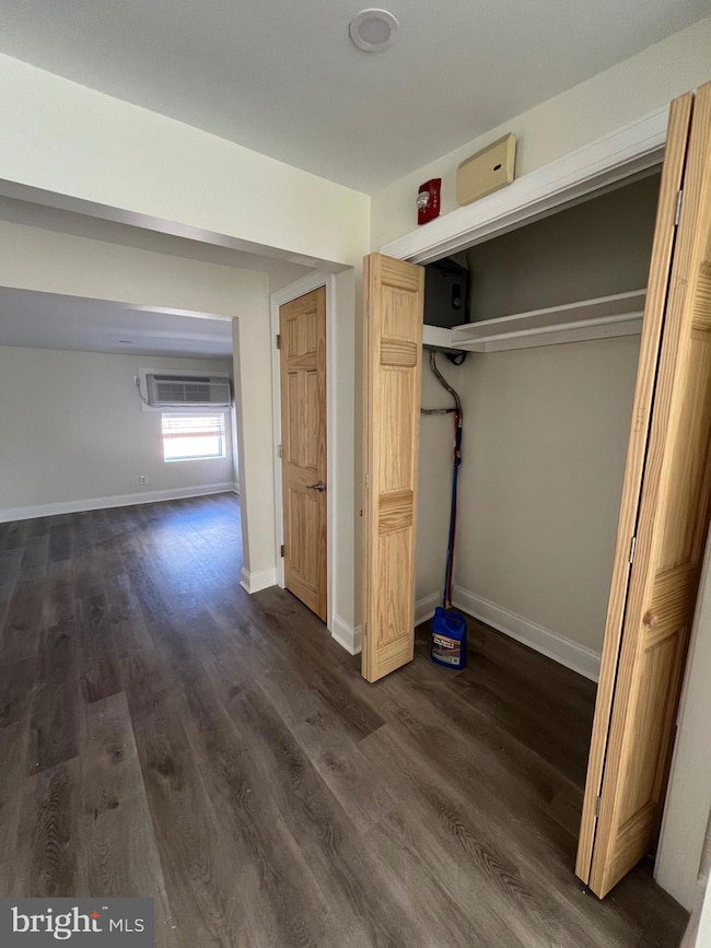 102 W State St unit 2, Kennett Square, PA 19348 - photo 4