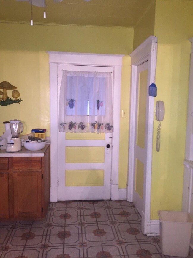 1220 Taft St, Gary, IN 46404 - photo 6