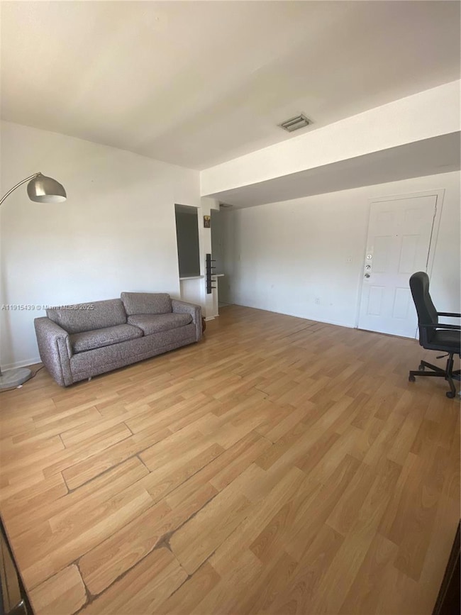 1051 Meridian Ave unit 1M, Miami Beach, FL 33139 - photo 6