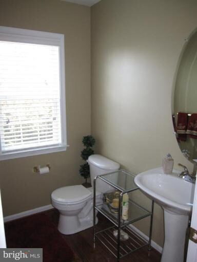 7703 Old Barn Rd, Bowie, MD 20715 - photo 5