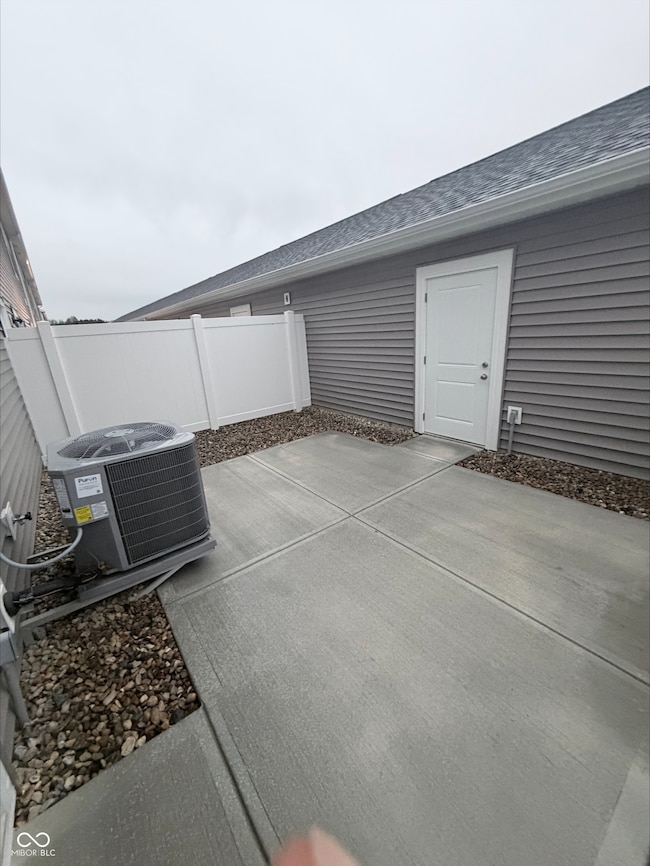 19570 Northwest Dr, Carmel, IN 46074 - photo 6