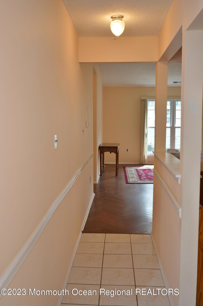 12 Linton Close unit 1000, Freehold, NJ 07728 - photo 3