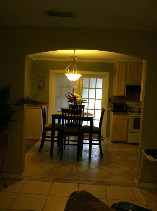 Arched entry to dining area
