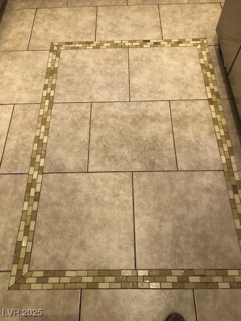 3944 Edgemoor Way, Las Vegas, NV 89121 - photo 2