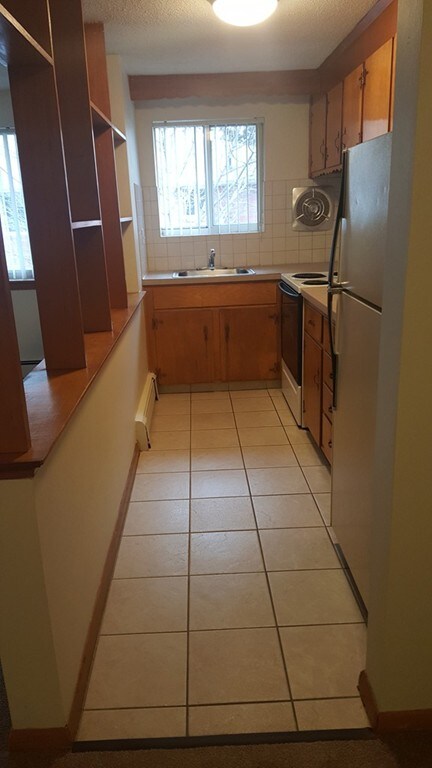 20 Hunt St unit 7A, Weymouth, MA 02188 - photo 3