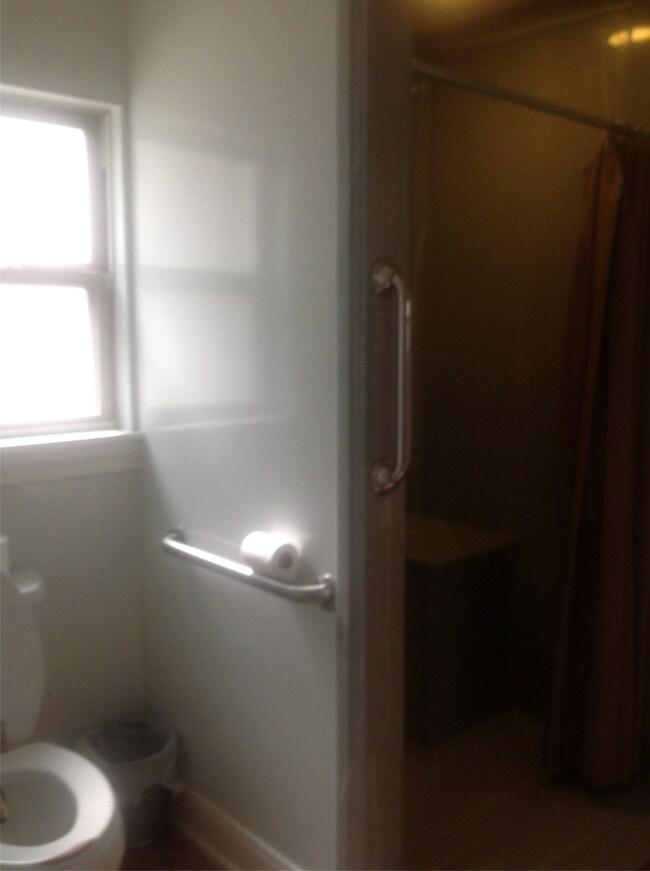 3416 Cactus St, Houston, TX 77026 - photo 6