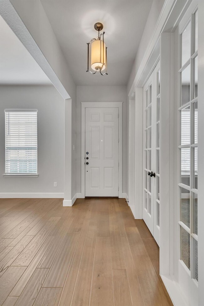 8761 Bridge St, North Richland Hills, TX 76180 - photo 6